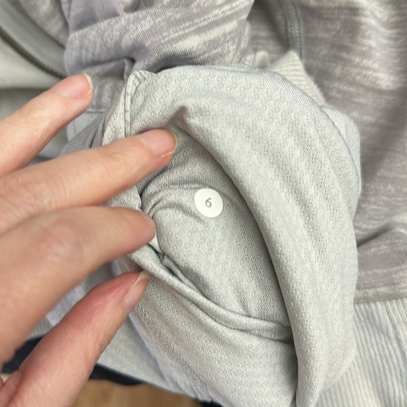 Lululemon Mula Bundle Wrap - Picture 17 of 17